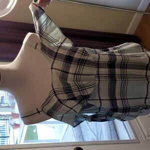 Sandy & Sid Cold Shoulder Top SZ SM